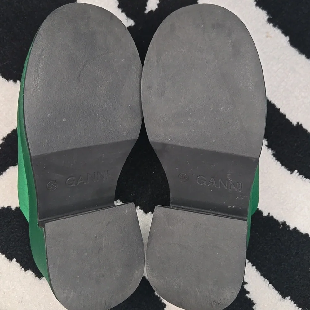 Ganni Green Mules & Clogs Vibrant Design - Picture 8 of 10